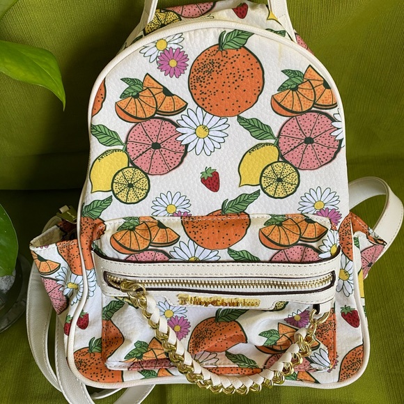 Juicy Couture Ladies/ Teens Back Pack- Medium Size - Picture 2 of 8